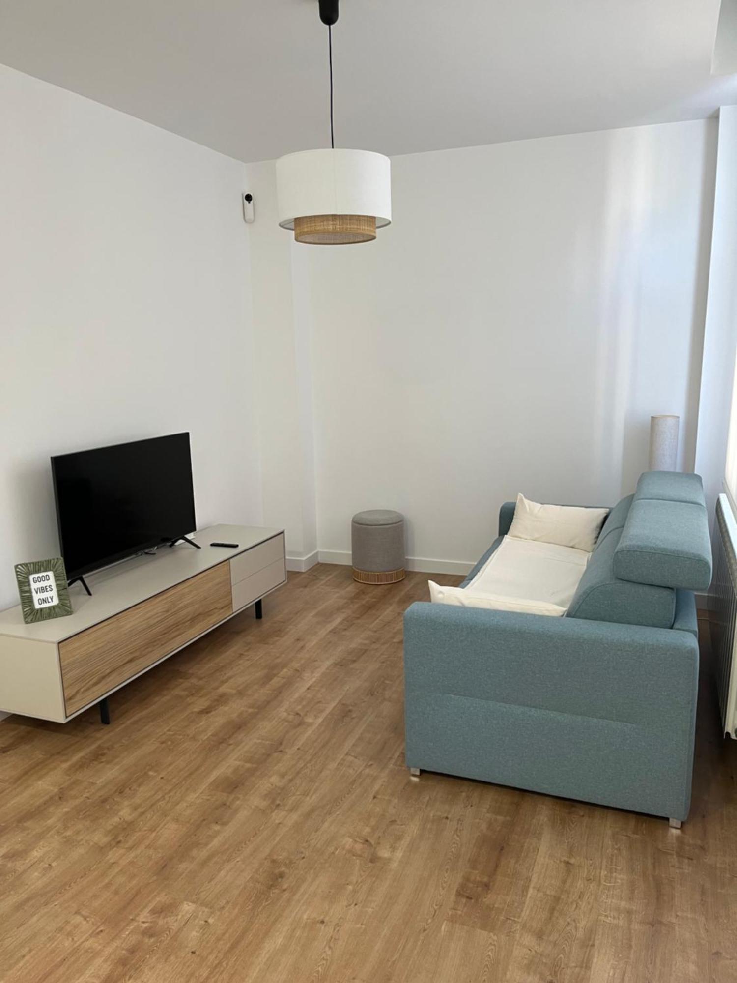 Apartamento Puerta De Burgos Vut09605 エクステリア 写真