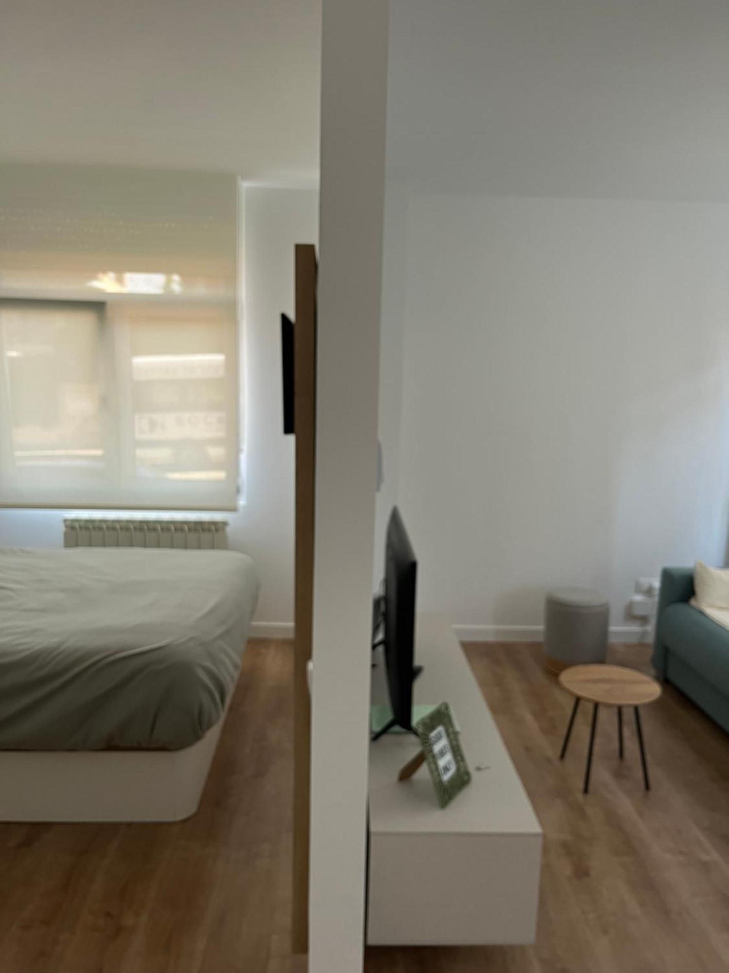 Apartamento Puerta De Burgos Vut09605 エクステリア 写真