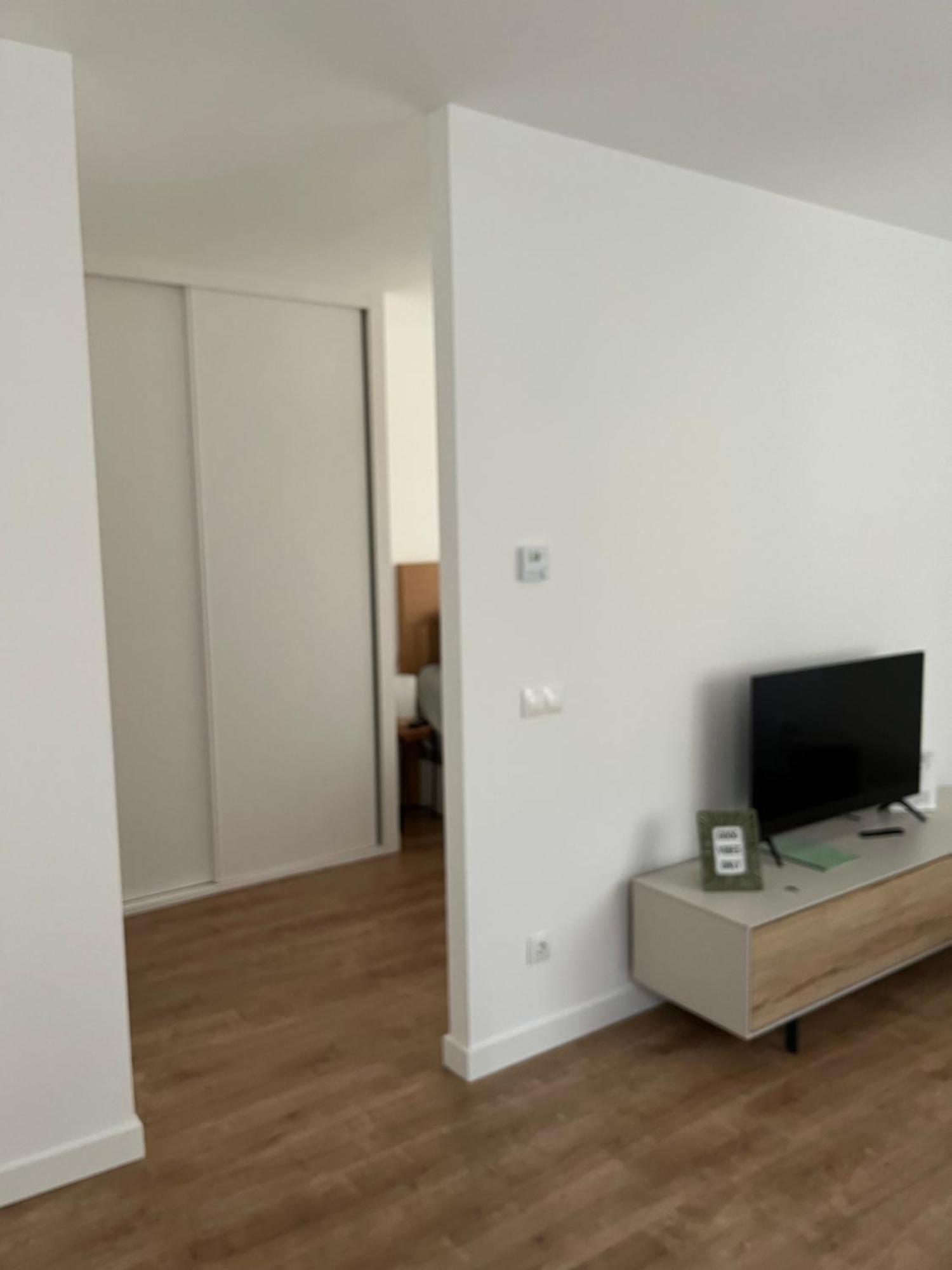 Apartamento Puerta De Burgos Vut09605 エクステリア 写真